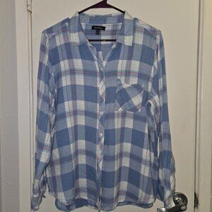 Well Worn Womens Flannel Shirt Size L Light Blue Plaid Button Up Super Soft Cozy